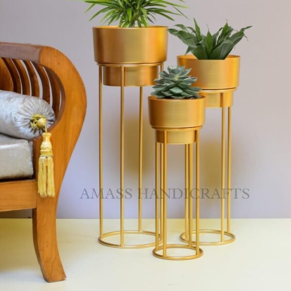 Modern Metal Floor Flower Stands for Living Room Bedroom Display Plant Stand Tall Indoor Plant Stand with Planter Pot (Set of 3) (Gold)